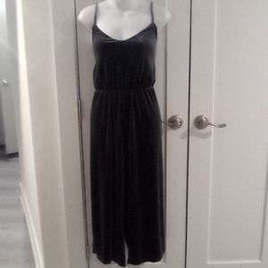 Simply Styled Slate Velvet Romper / Jumpsuit